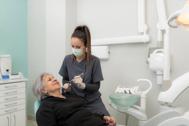 Best Dentist for Tooth Abscess  in Armona, CA